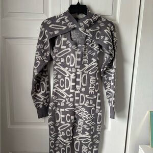 Fashion Nova Gray & White Graphic Knit Jumpsuit